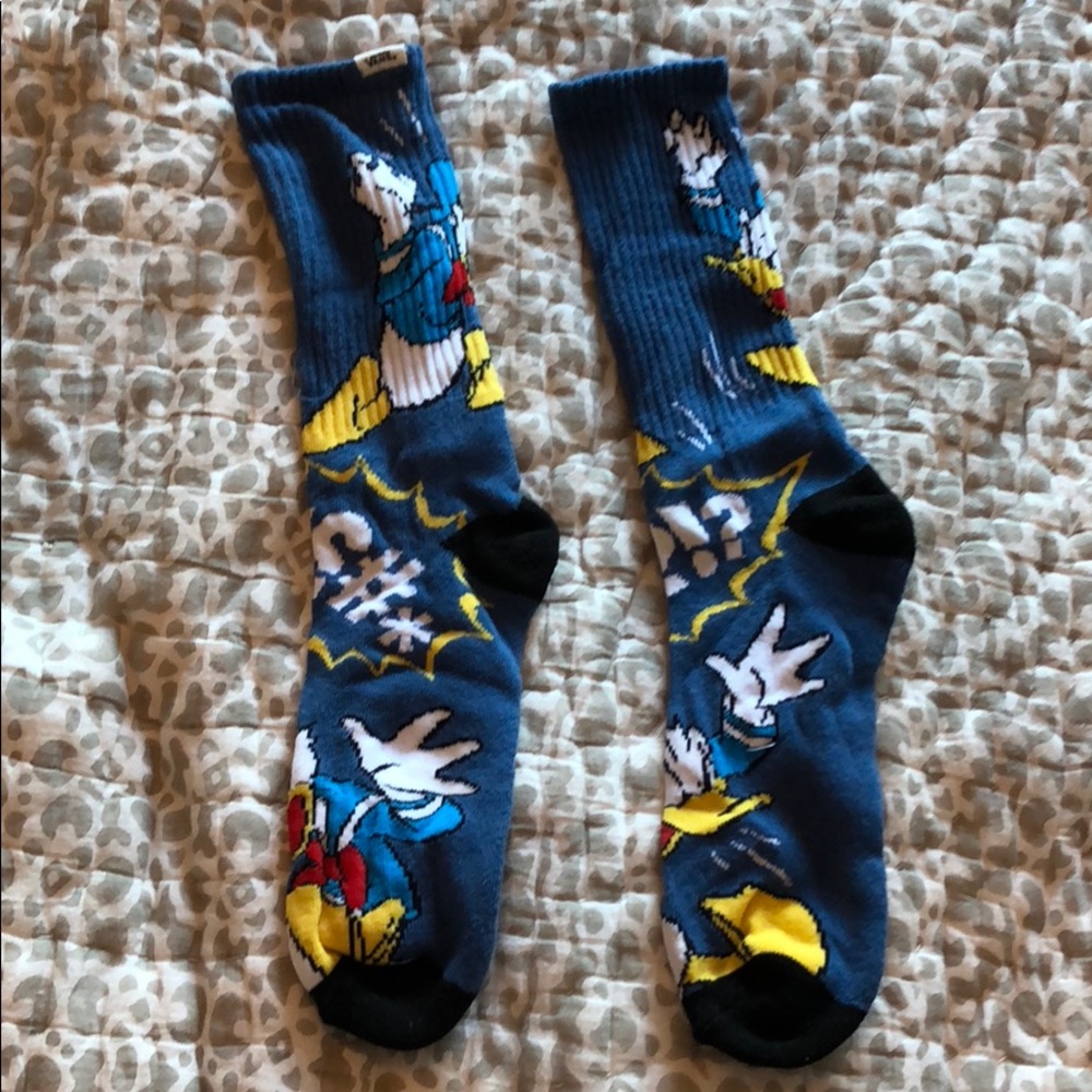 VANS DONALD DUCK CALF HIGH SOCKS 🦆